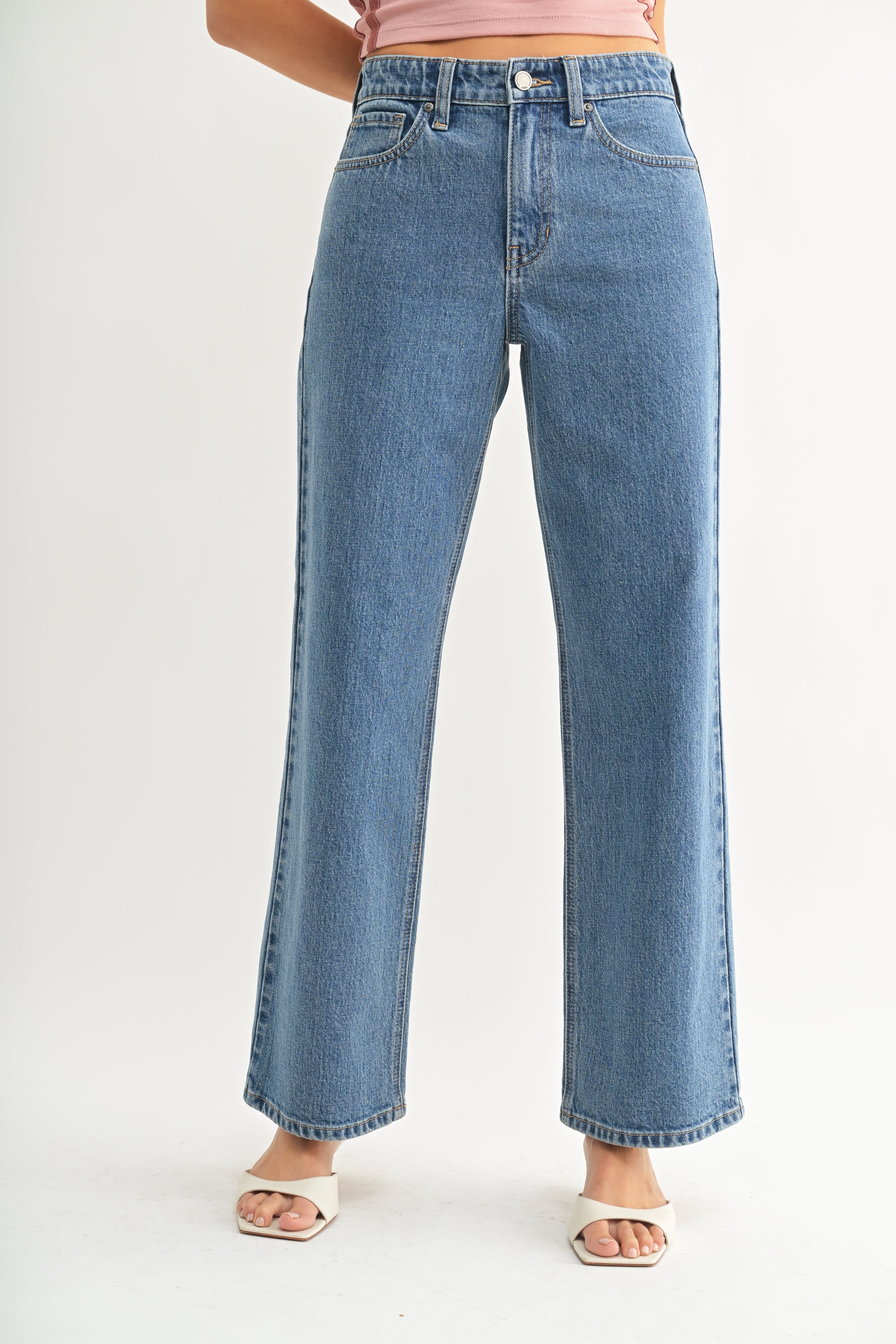 Just Black - HR Full Length Retro Straight - Medium Denim, Women's Jean Collection