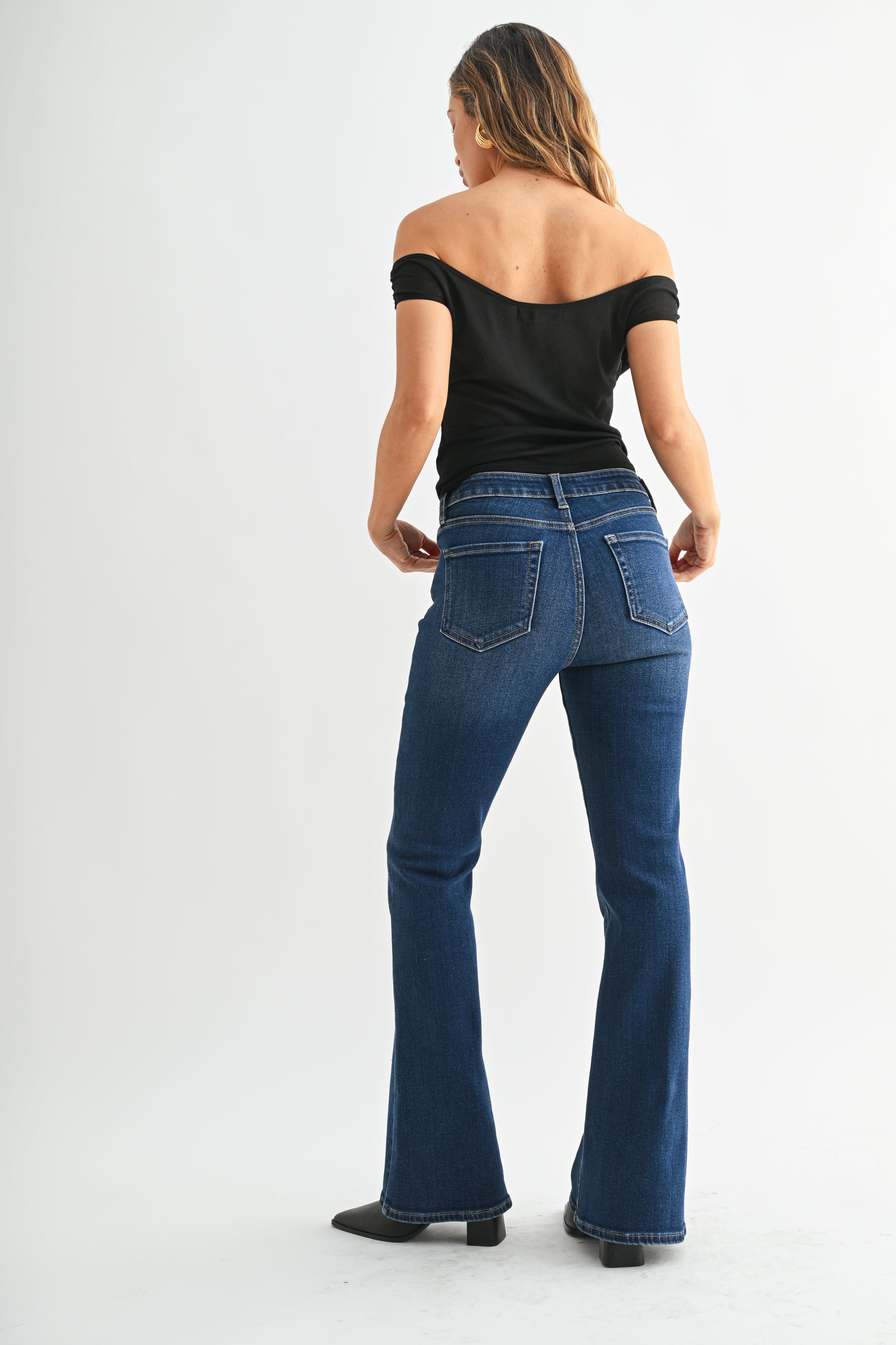 Just Black - Mid Rise Flare - dark denim