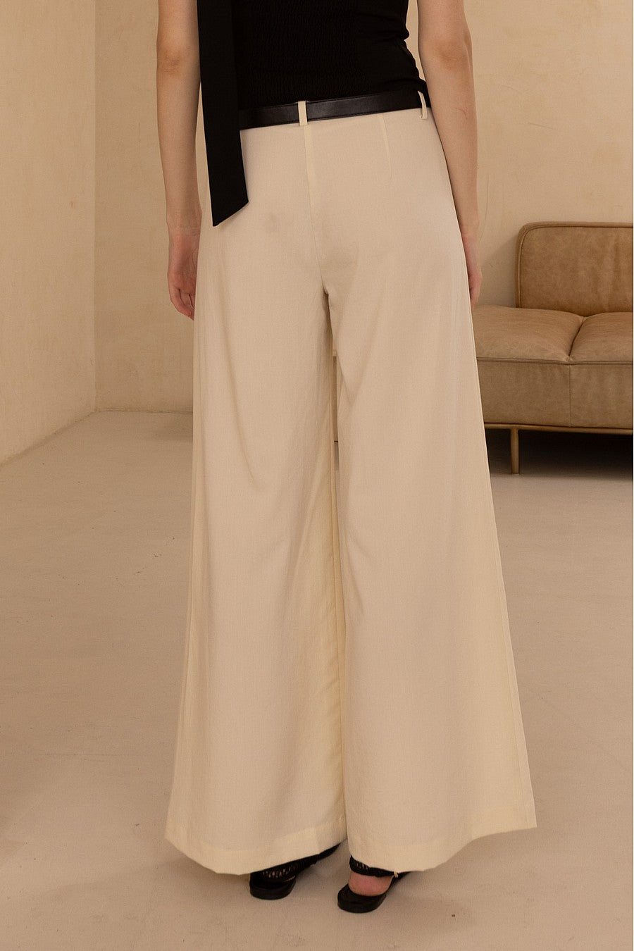 Gathered Wide Leg Pant - Ecru, Women's Pant's Collection