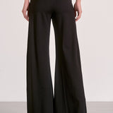 Stretchy Wide Leg Pant With Piping Detail