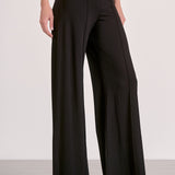 Stretchy Wide Leg Pant With Piping Detail
