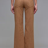 Hidden - Comfort Flare Suede