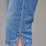 Hidden - Cropped Capri