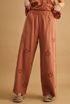 Floral Embroidered Wide Leg Pant