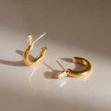 One Stone Earring