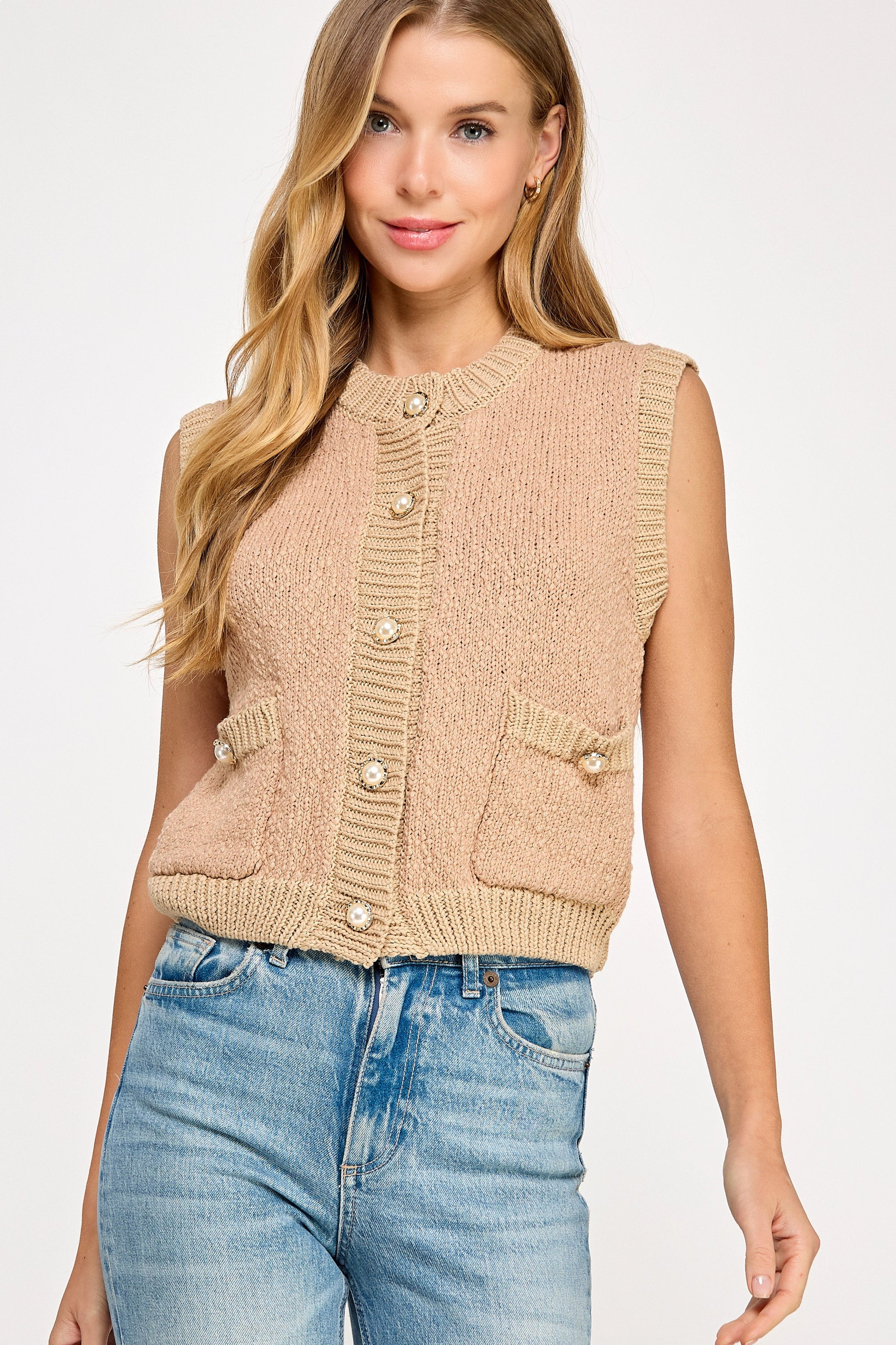 Knit Vest With Pearl Detail Buttons – Ruby and Jenna