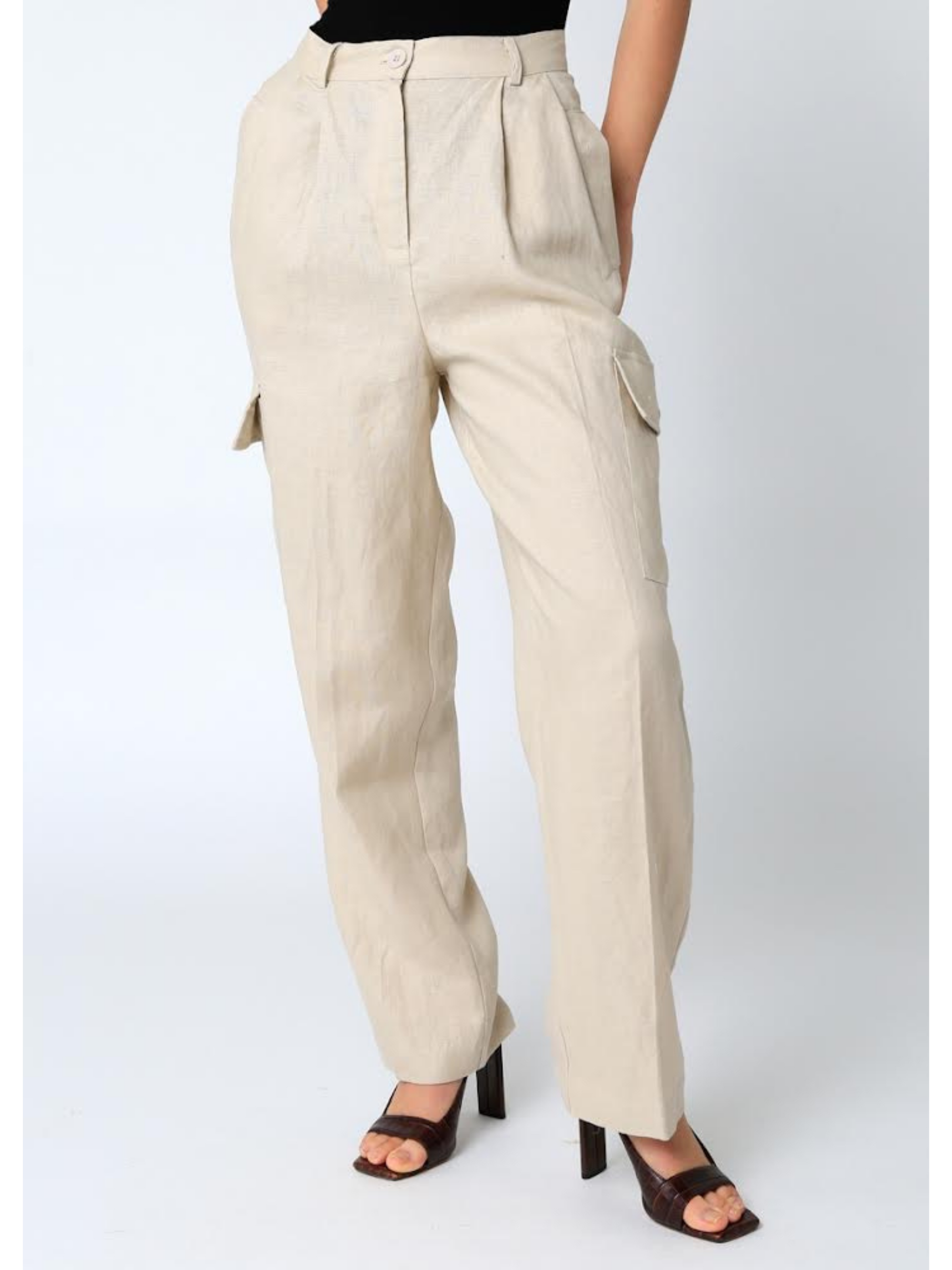 Women Peach Fuzz Slim Fit Mid Rise Overdyed Pure Cotton Cargo Trousers –  MINTOBAY